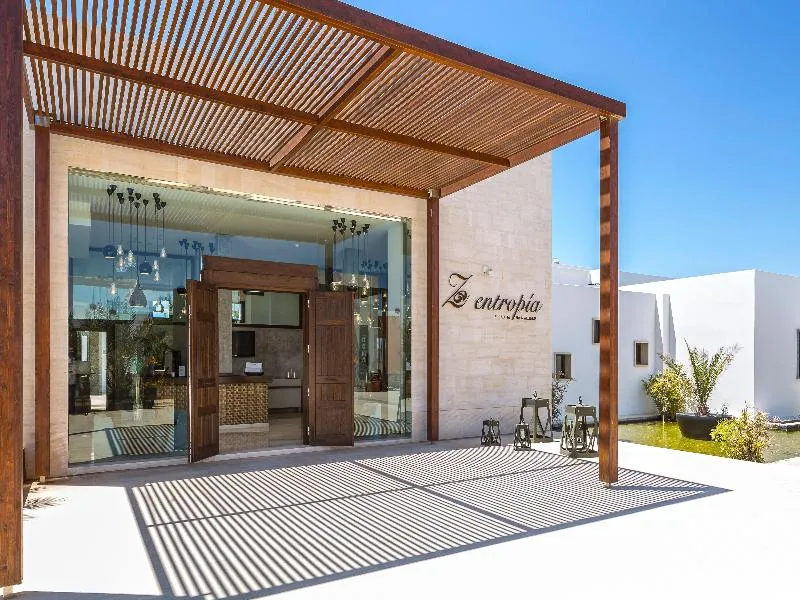 Sports and Entertainment, Grand Palladium White Island Resort & Spa, Ibiza