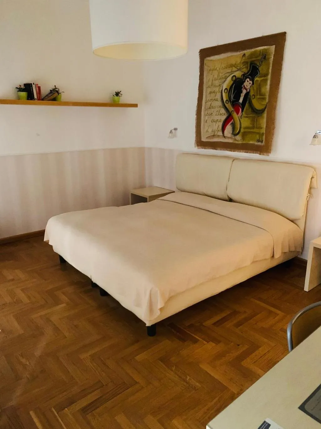 DOUBLE STANDARD Room, Cappella Vecchia 11, Naples