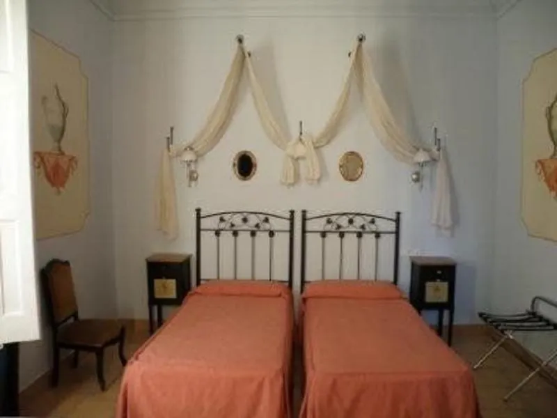 TRIPLE STANDARD Room, Casa Consell Gran Via, Guest House, Barcelona