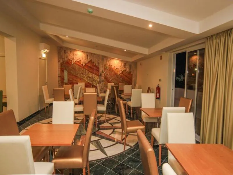 Restaurant, Lagoa Apartment Hotel, Algarve