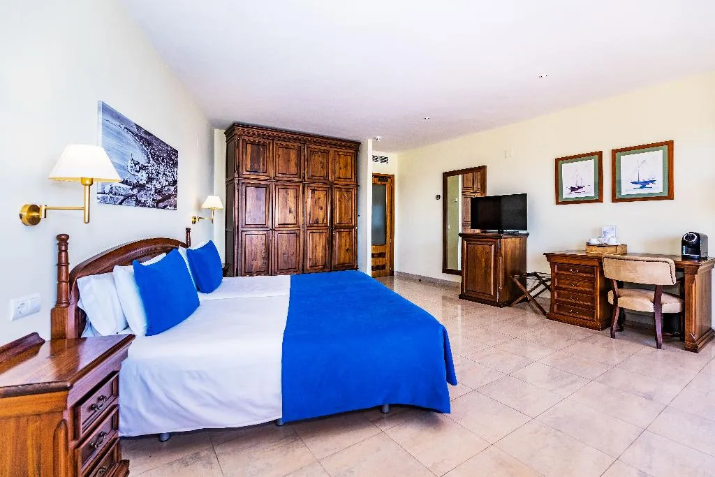 Double or Twin SEA VIEW Room, Hotel Sunway Playa Golf & Spa, Sitges, Costa Brava