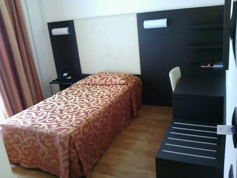 SINGLE STANDARD Room, Raya Hotel Motel, Milan