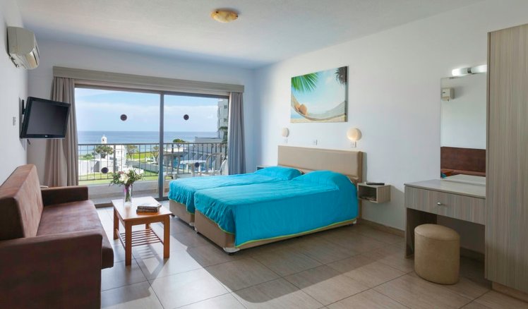 Penelope Beach Hotel Apts, Cyprus
