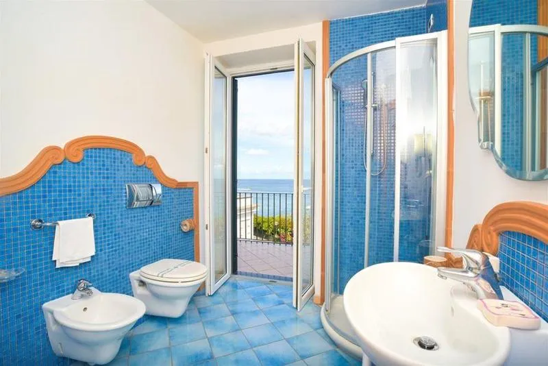 General view, Albergo Italia, Naples