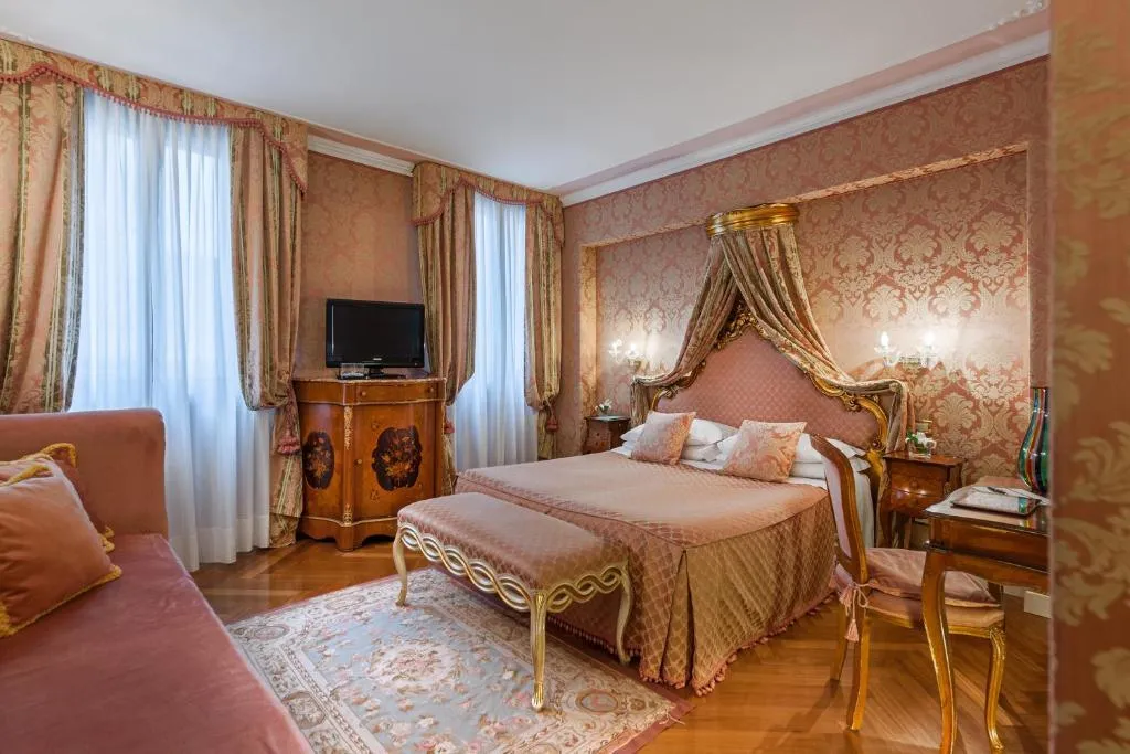 DOUBLE DELUXE Room, Antico Doge - a Member of Elizabeth Hotel, Venice