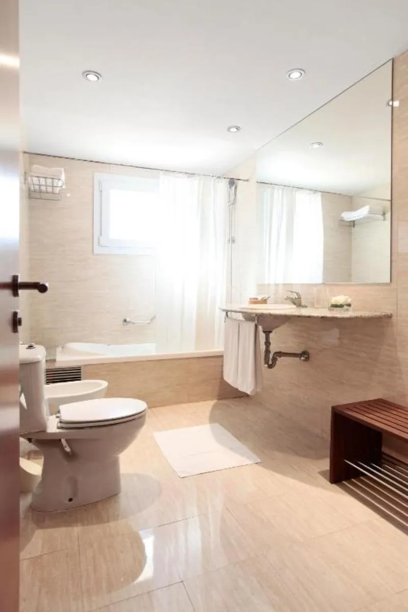 TRIPLE SUPERIOR Room, Prestige Victoria, Costa Brava