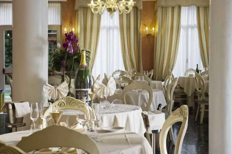 Restaurant, Viktoria Palace, Venice