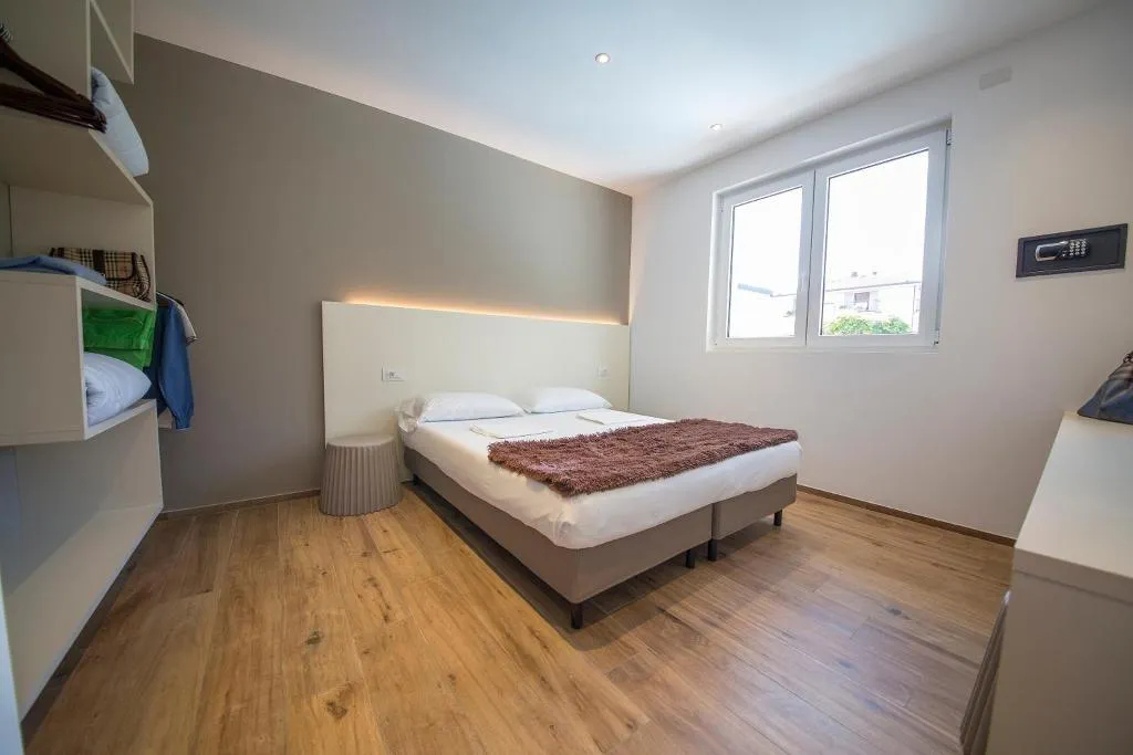 APARTMENT TWO BEDROOMS Room, Riva Lake Lodge, Milan