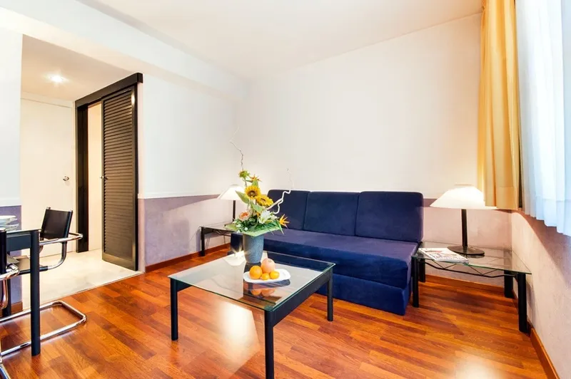 General view, Apartamentos Descartes, Barcelona