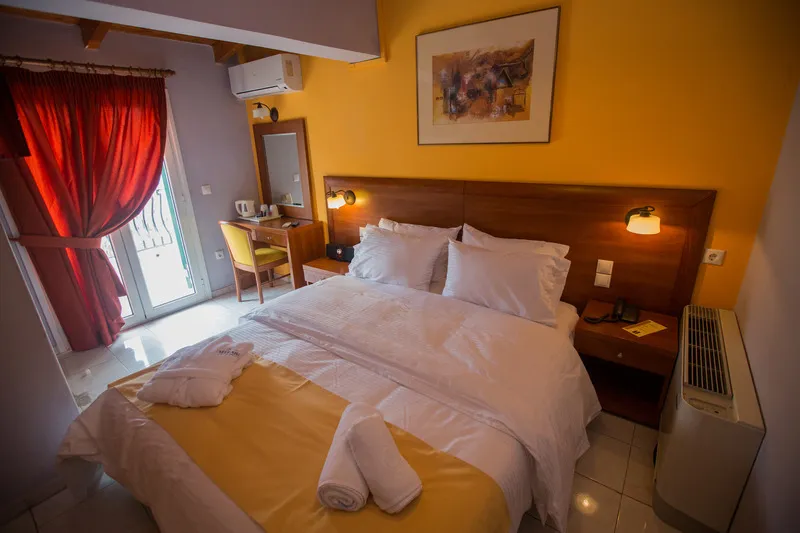 Room, Mirabel City Center Hotel, Kefallinia