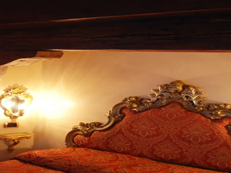 Room, Vecellio, Venice