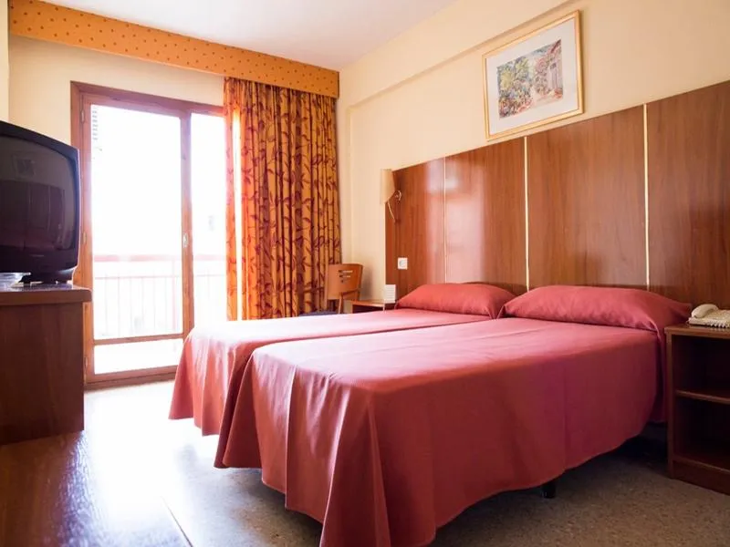Room, Fleming, Costa Blanca