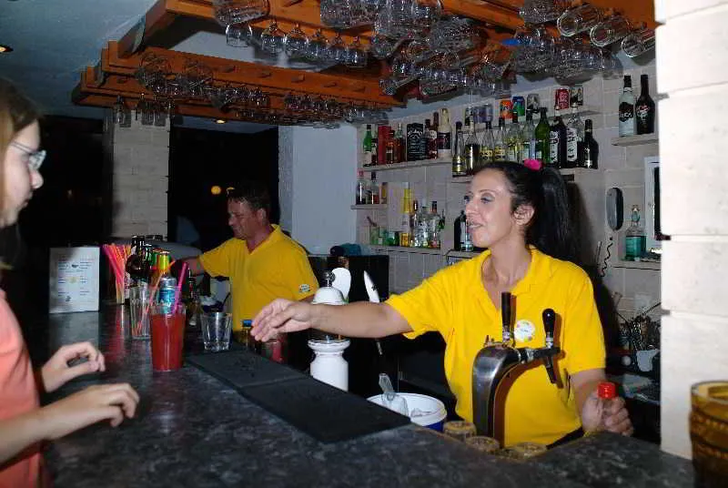 Bar, COOEE Kyknos Beach Hotel & Bungalows, Crete