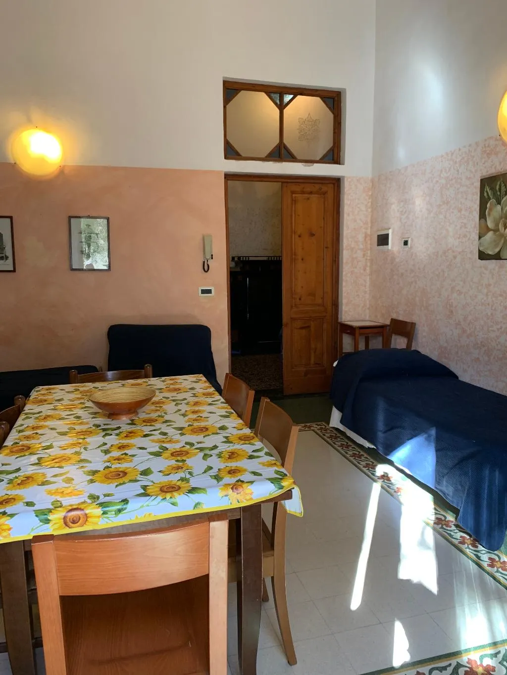 APARTMENT ONE BED Room, Gemini City Centre Studios, Florence