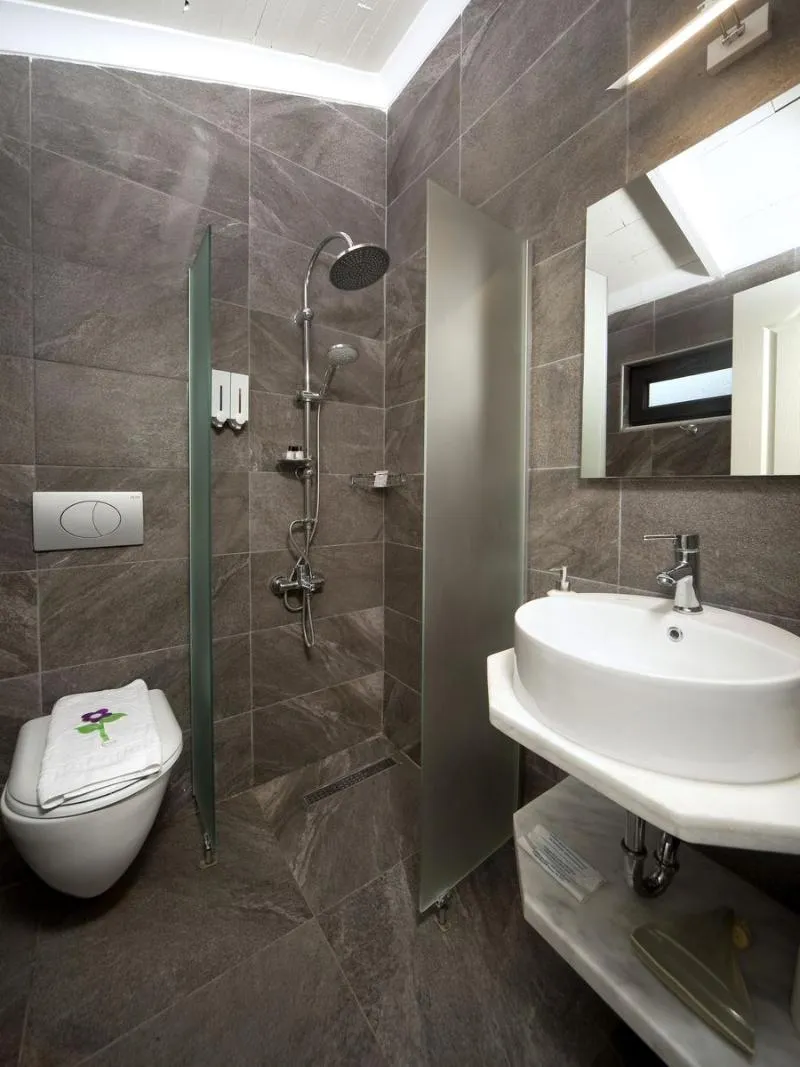 DOUBLE SINGLE USE DELUXE SEA VIEW Room, Maya Bistro Hotel Beach, Izmir