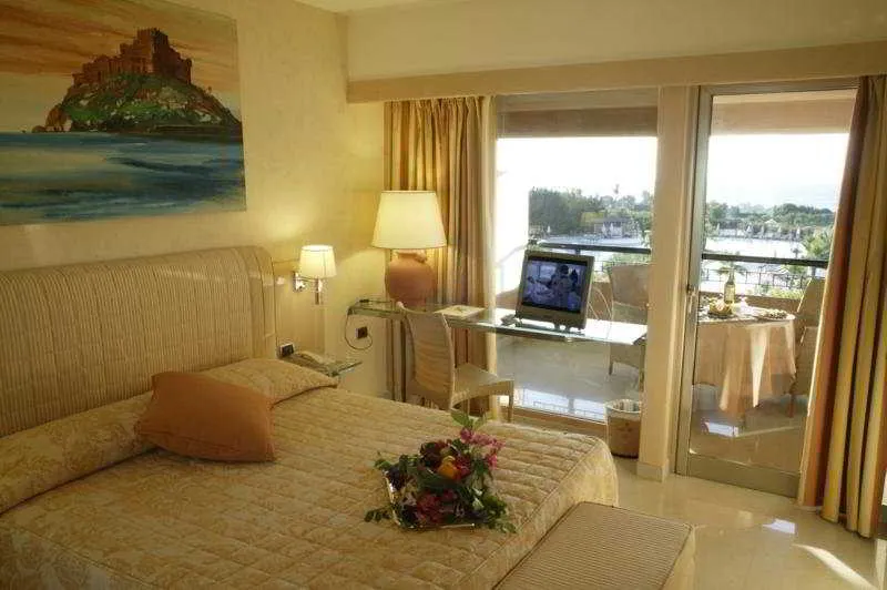 Room, Mclub Acacia Resort, Palermo