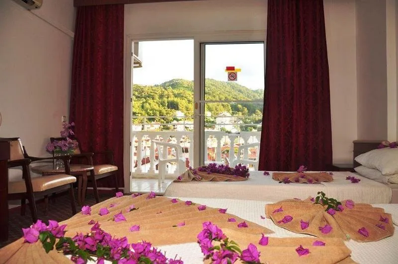 Room, Nature Apart, Dalaman
