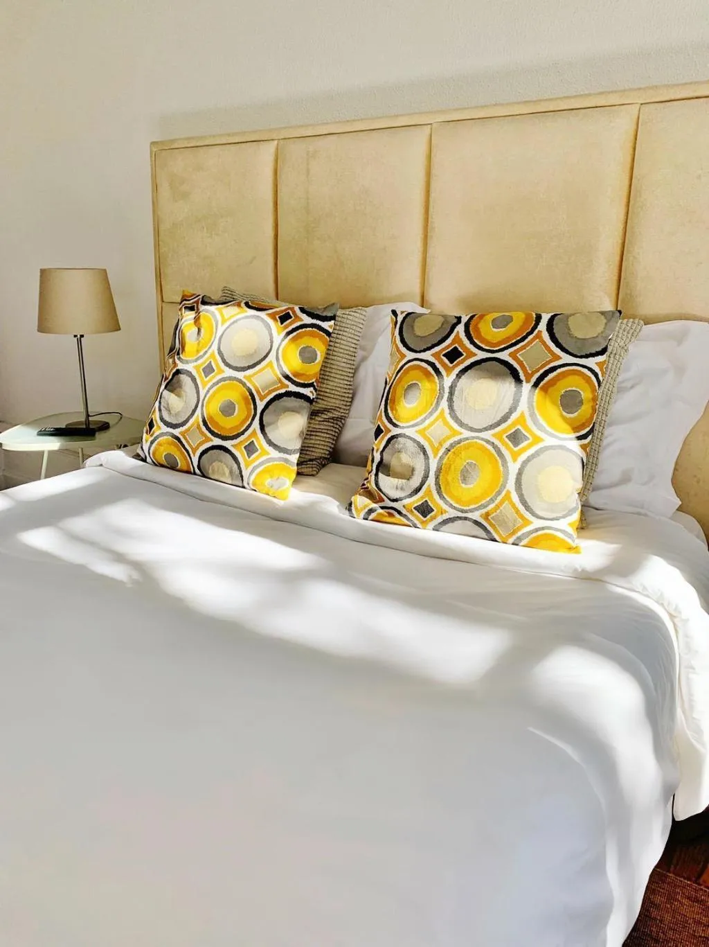 DOUBLE SUPERIOR WITH BALCONY Room, WW Hostel & Suites, Porto