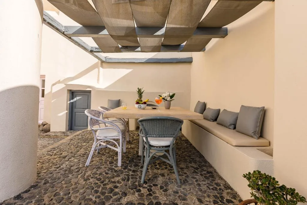 SUITE WITH VIEWS Room, Zannos Melathron Hotel By Omilos Hotels, Santorini
