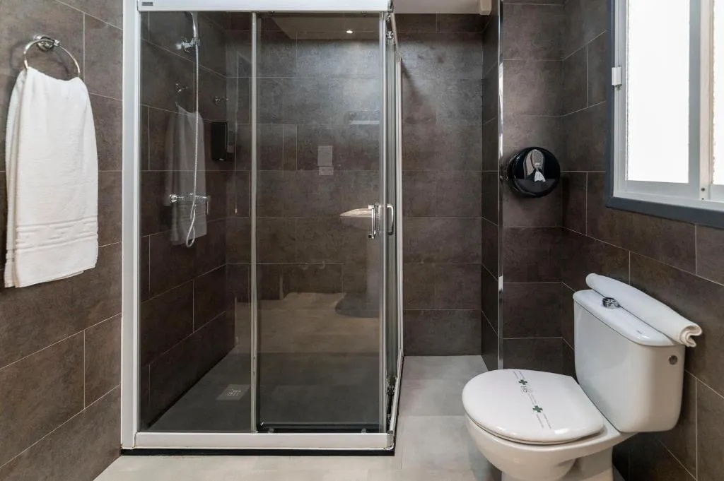 QUADRUPLE STANDARD Room, Hotel Manzanito, Andalucia