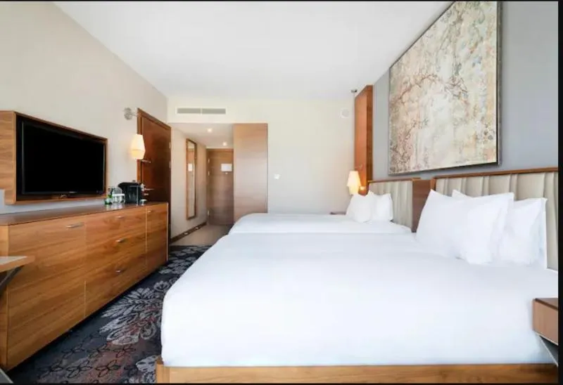 FAMILY ROOM CONNECTING ROOM Room, DoubleTree by Hilton Krakow Hotel & Convention Cen, Krakow