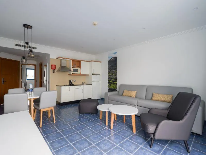 FAMILY ROOM STANDARD Room, Hotel LIVVO Mirador Papagayo, Lanzarote