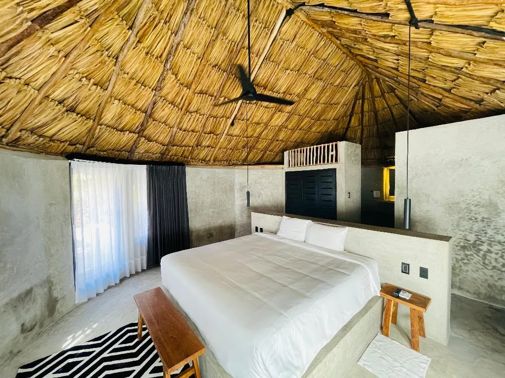 Room OCEAN VIEW KING BED Room, Maya Tulum, Cancun Area