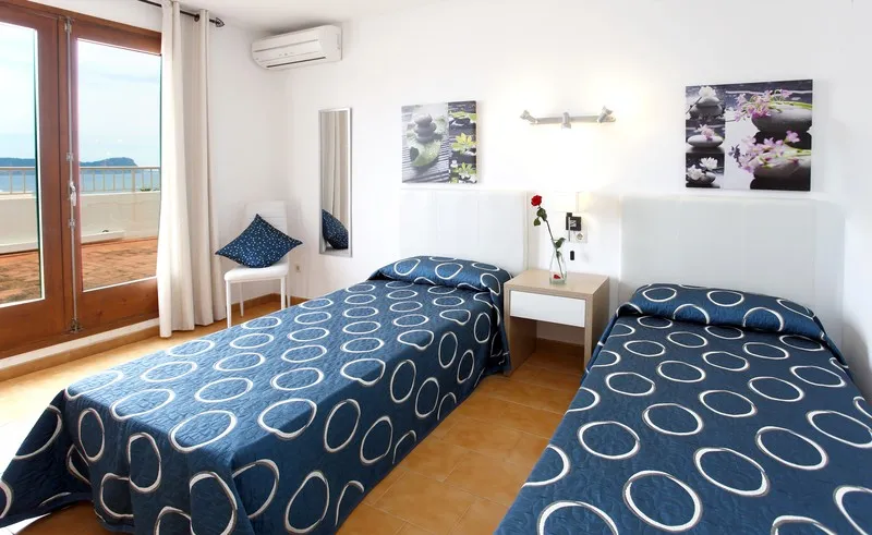APARTMENT CAPACITY 5 TWO BEDROOMS Room, Sandic, Ibiza