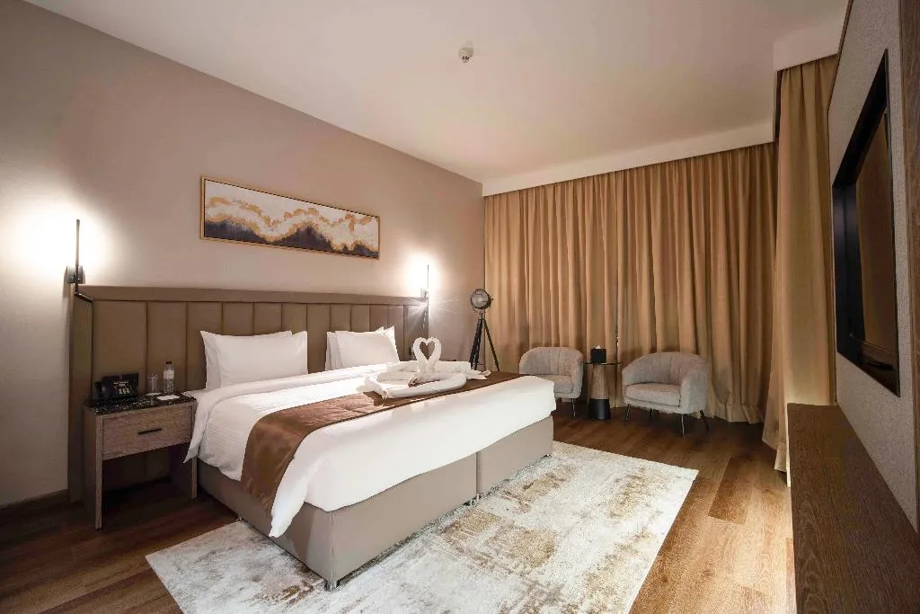 DOUBLE PREMIUM Room, Copthorne Hotel Sharjah, Dubai