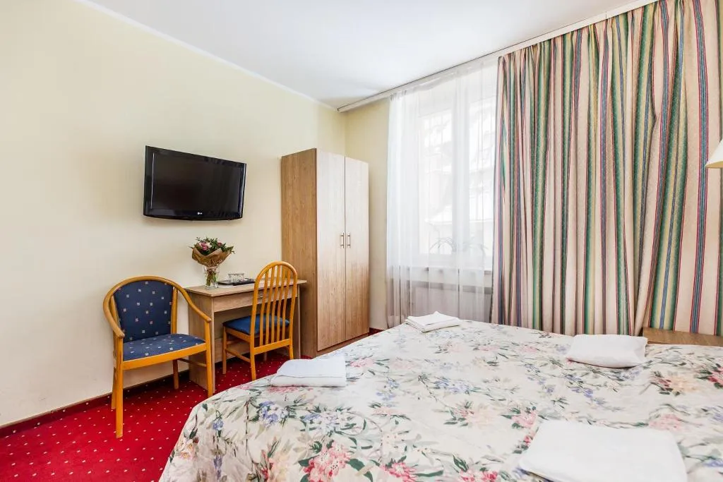 General view, Willa Carlton, Krakow