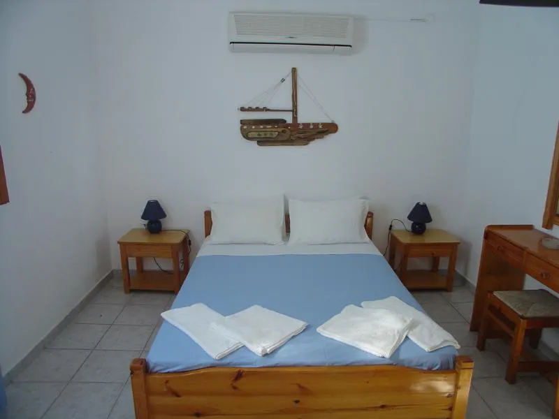 Room, Agnanti Hotel, Santorini