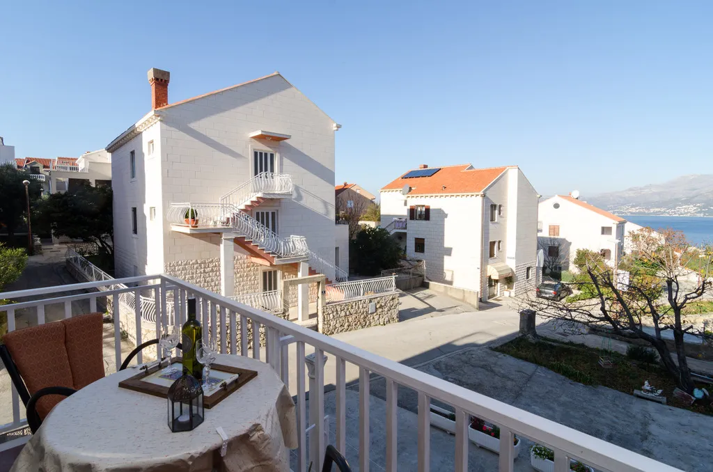 APARTMENT SEA VIEW WITH BALCONY Room, Apartments Senjo, Dubrovnik