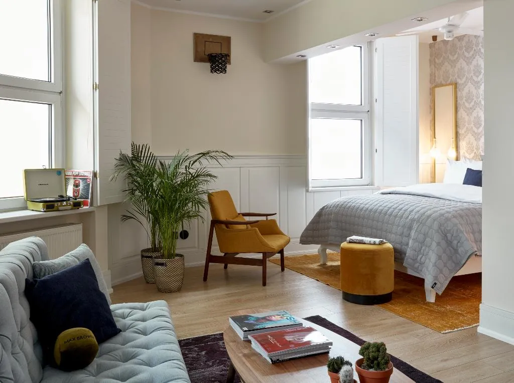 SUITE STANDARD Room, Max Brown Hotel Ku’damm, part of Sircle Collection, Berlin