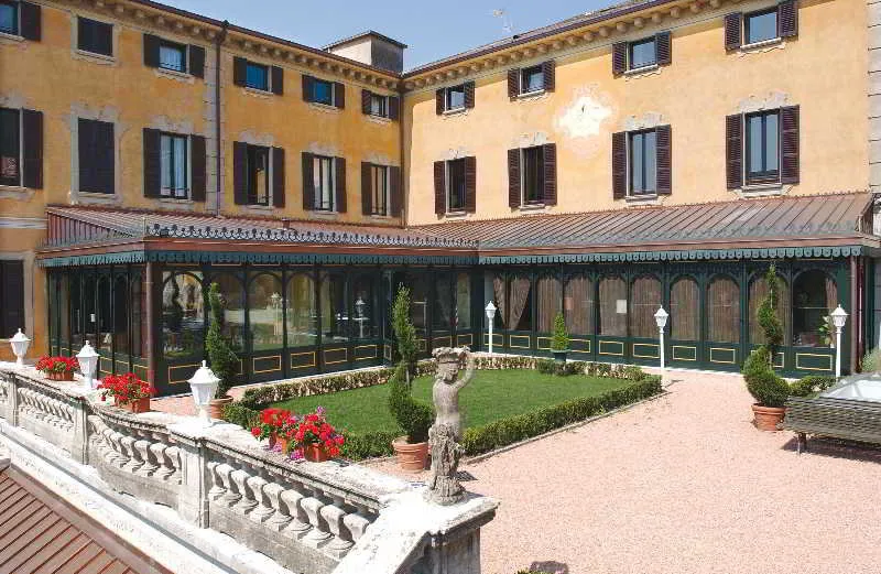 General view, Hotel Villa Porro Pirelli, Milan