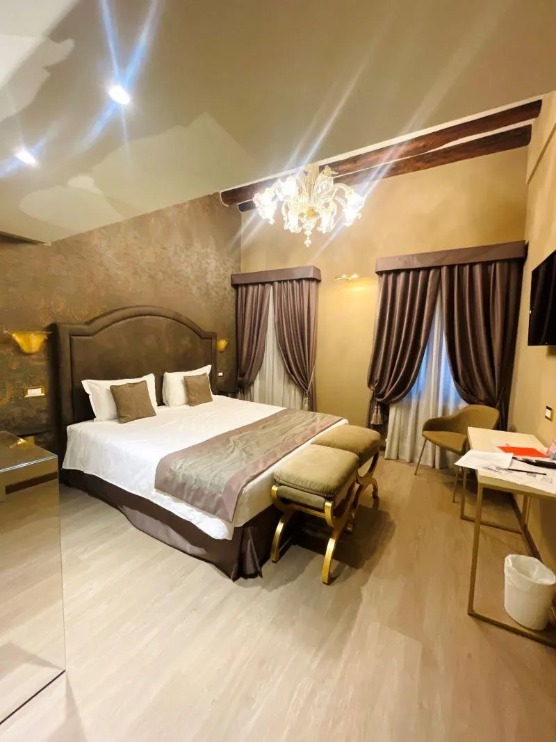 SUITE WITH TERRACE Room, Ca' dell'Arte Palace, Venice