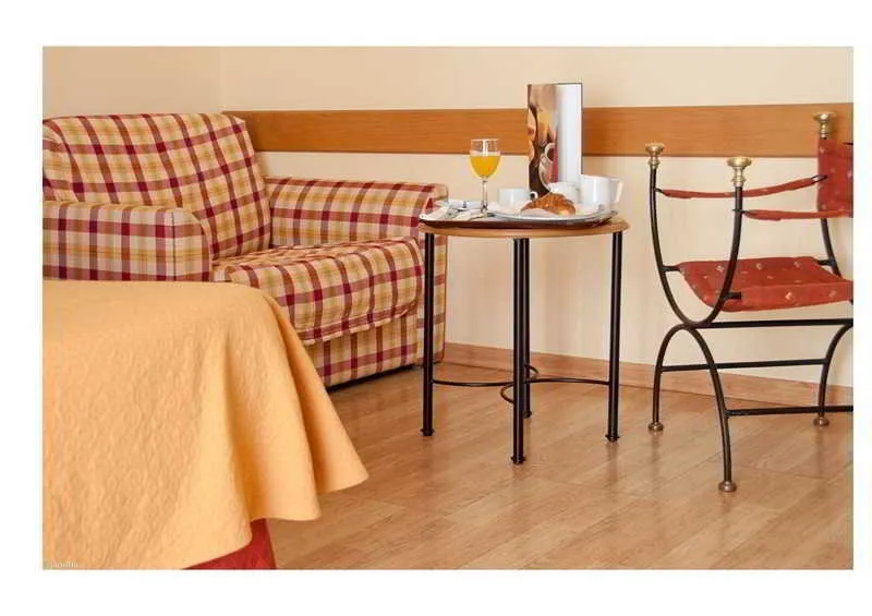 Room, El Cruce, Madrid