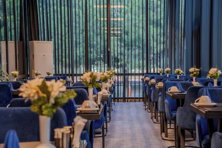 Marlen Hotel Bayraklı, Izmir