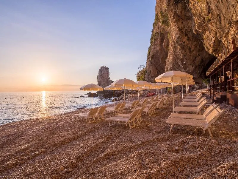 Beach, UNA HOTELS Capotaormina, Taormina