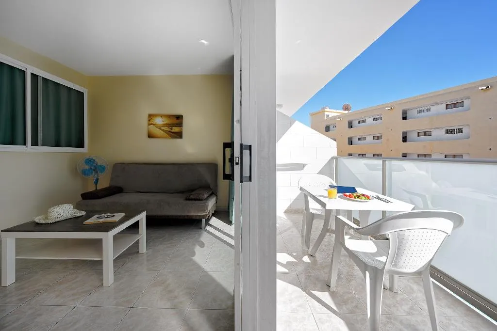 APARTMENT POOL VIEW Room, Apartamentos Strelitzias, Gran Canaria