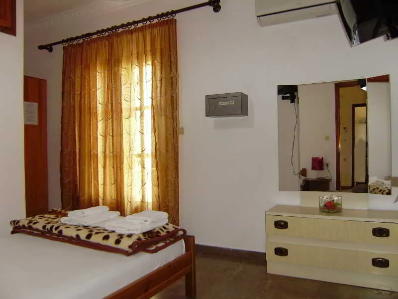 Room, Nicolas Studios Apartments, Crete