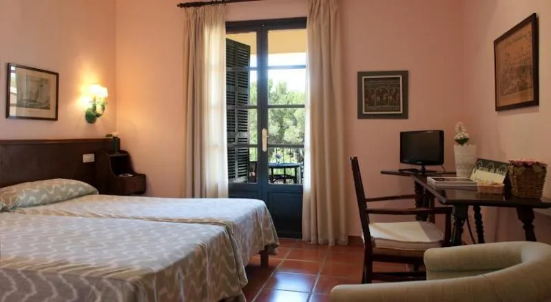 Double or Twin WITH BALCONY Room, Bahia, Majorca