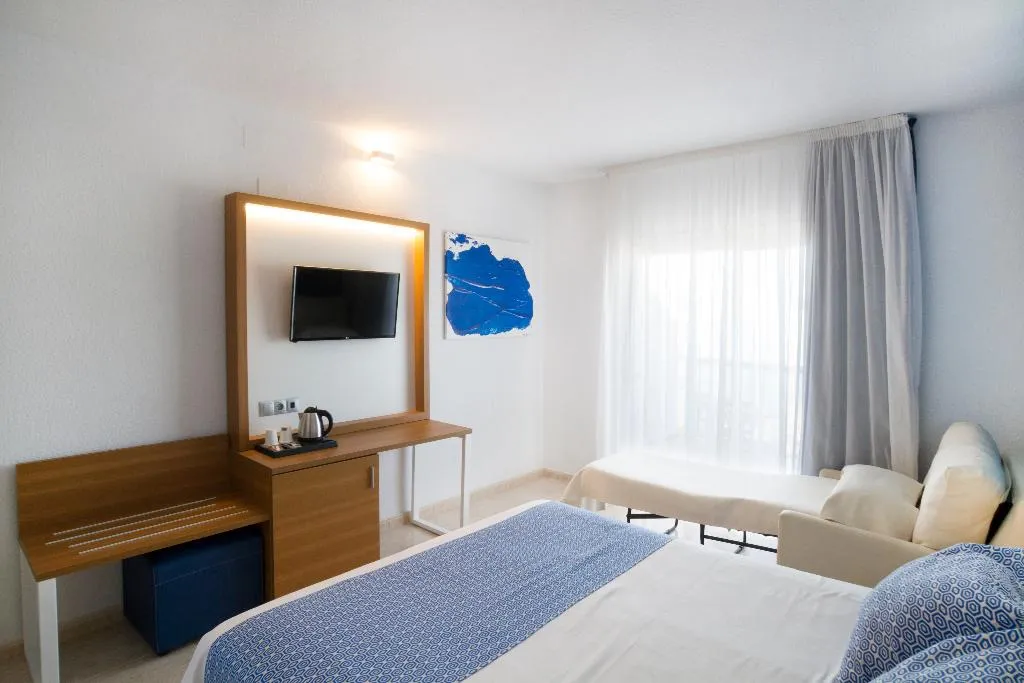 TRIPLE SEA VIEW Room, Ibersol Torremolinos Beach, Costa Del Sol