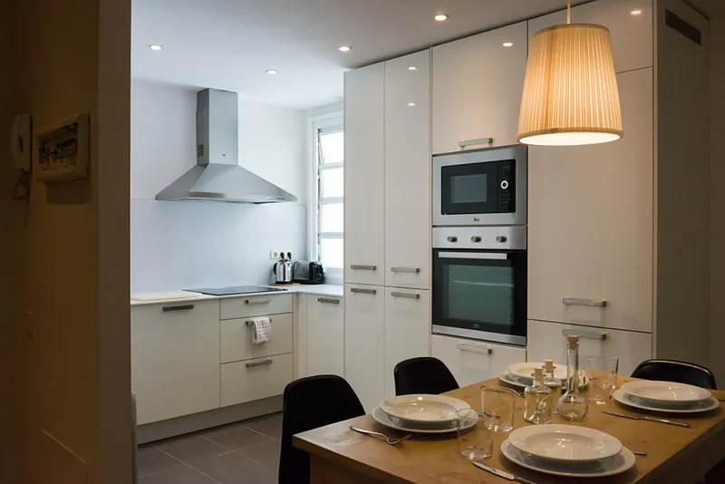 APARTMENT CAPACITY 6 Room, Palau de la Musica Apartments, Barcelona