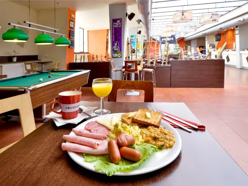 Restaurant, Plus Prague, Prague