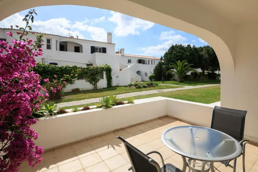 APARTMENT ONE BEDROOM Room, Vale Do Lobo Resort, Algarve