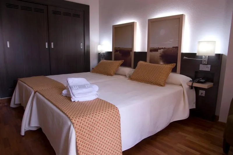 DOUBLE SINGLE USE STANDARD Room, Santa Cecilia, Madrid