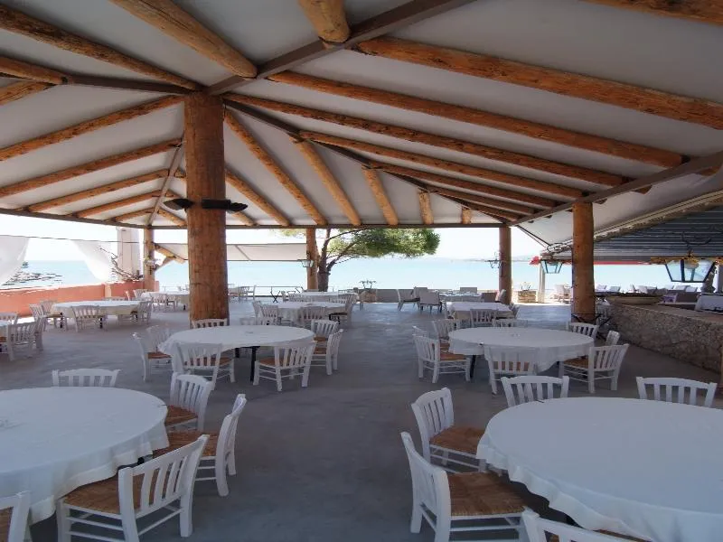 Restaurant, Epavlis Resort, Athens