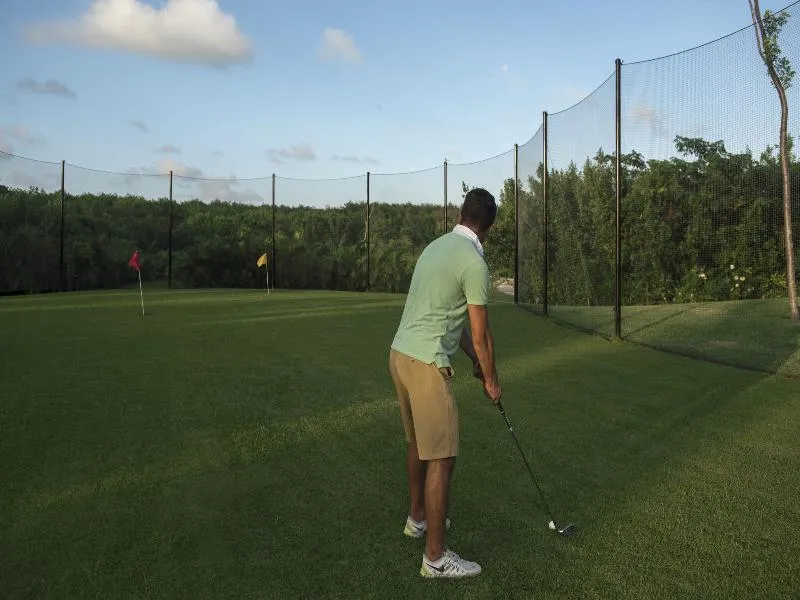 Sports and Entertainment, Platinum Yucatan Princess, Playa Del Carmen