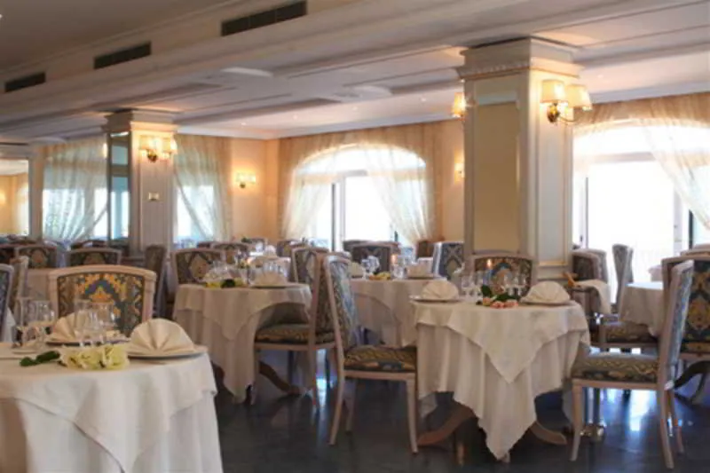 Restaurant, La Vue D'Or, Naples