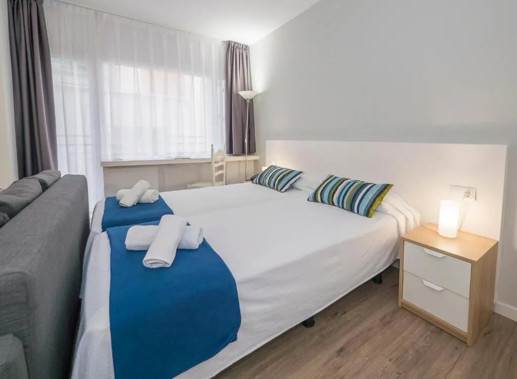 Room, Hotel Checkin Victoria, Costa Brava